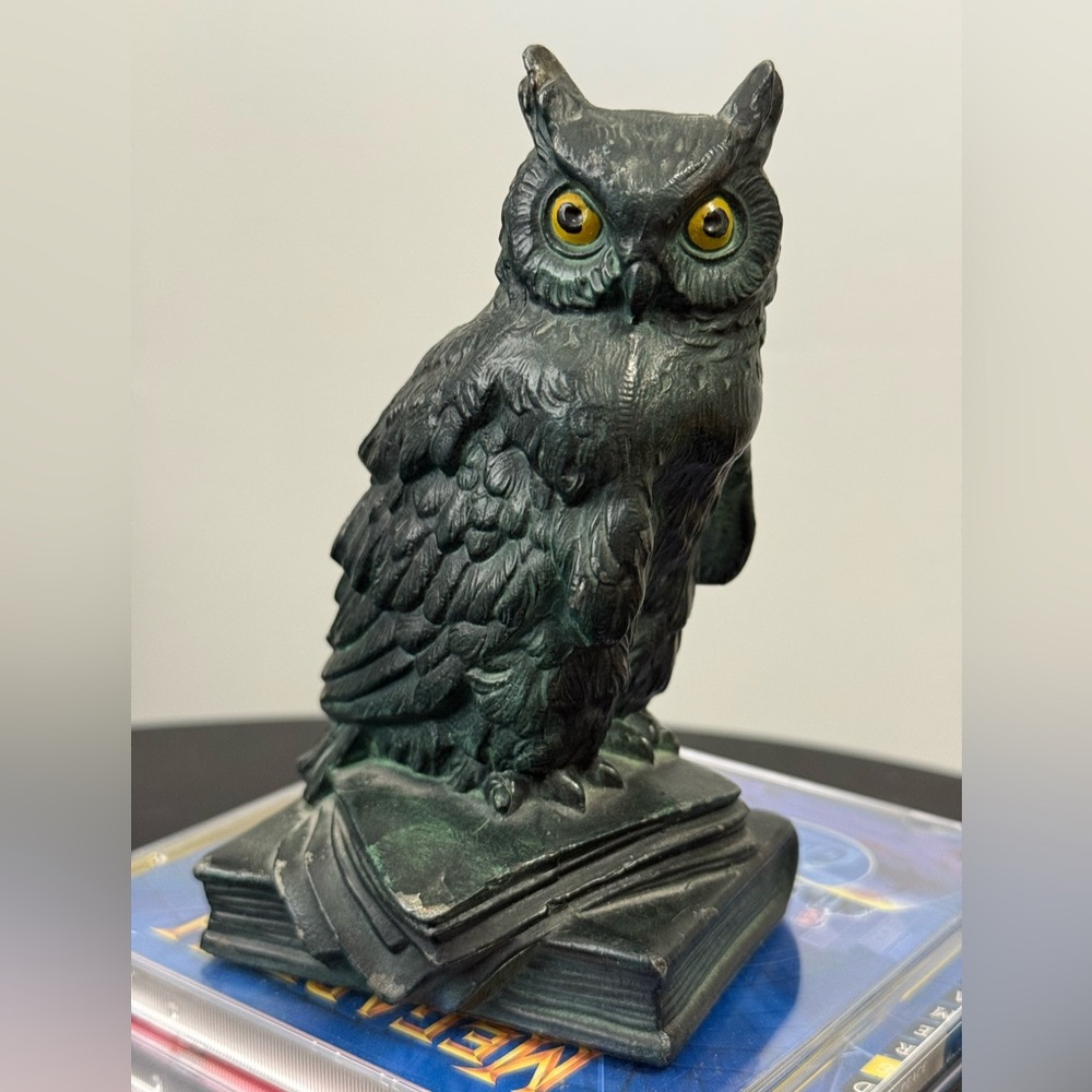 Vintage Elegant Green Owl Statue